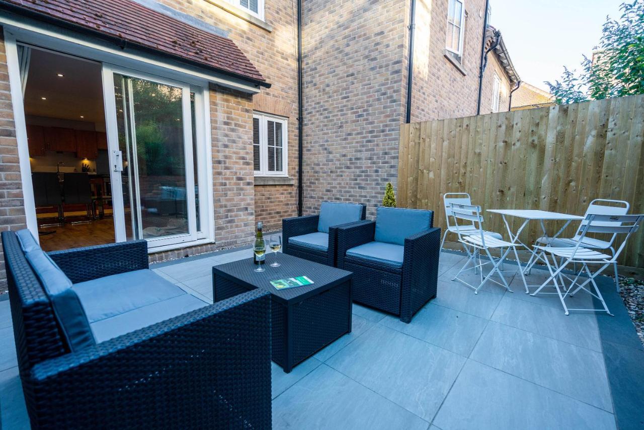 The Chaucer - Modern 3 Bed Home With Parking Close To City Centre Canterbury Exterior photo